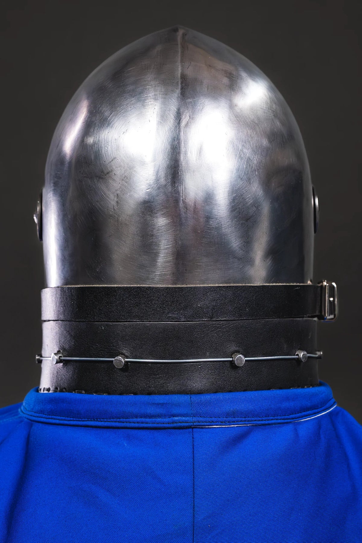 Buhurt helmet with blue aventail — back