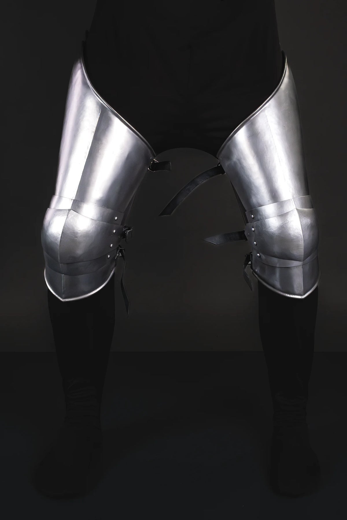 Prague Steel Makerz Cuisses