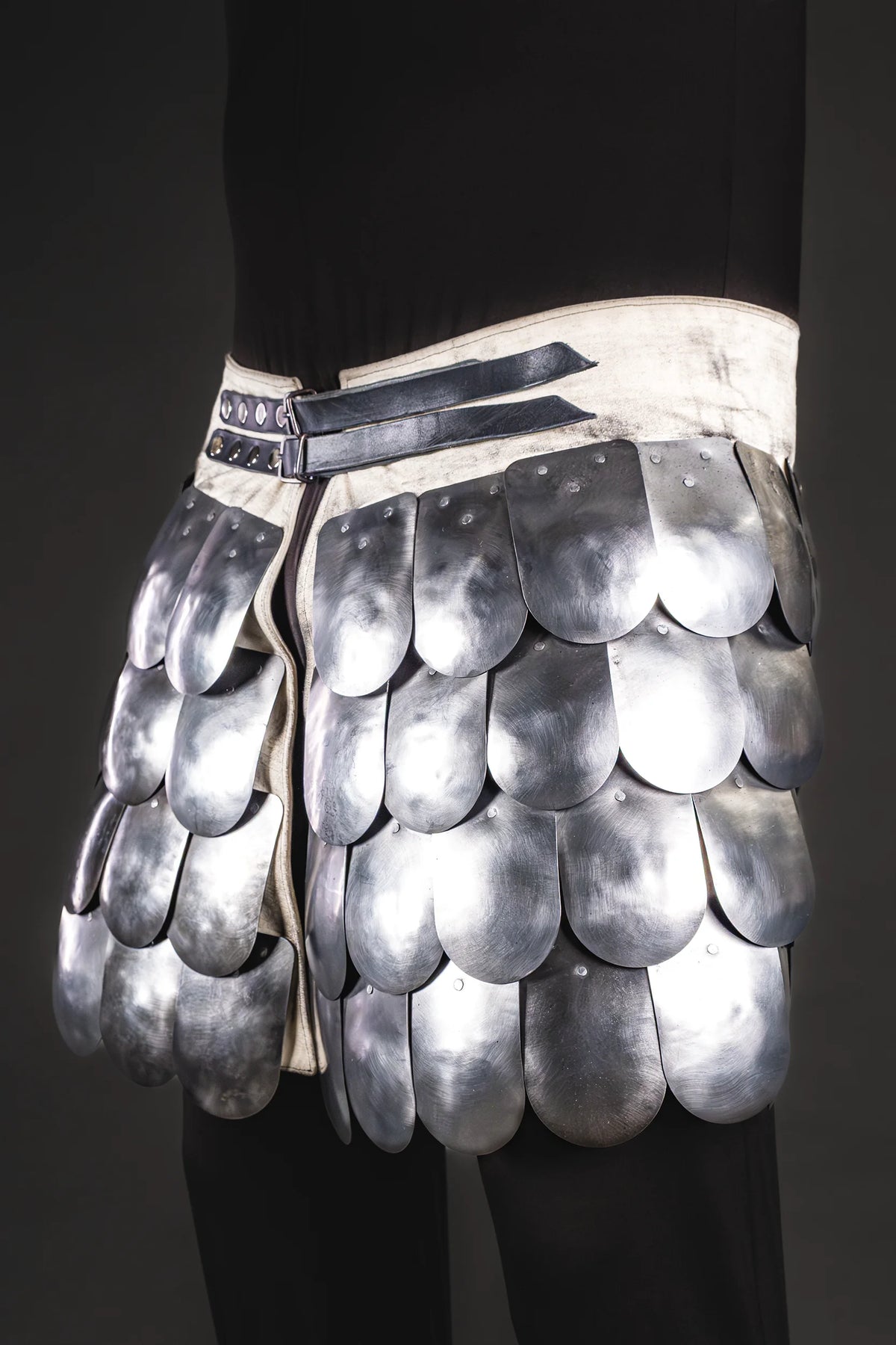 Prague Steel Makerz Scale skirt